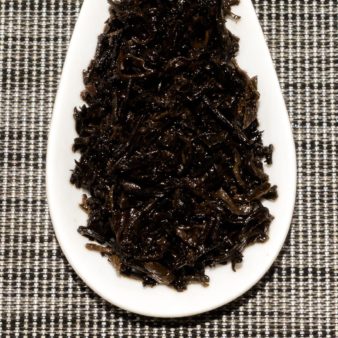 China Yunnan Menghai Langhe Gong Ting Shu Pu-erh Ripe Cake