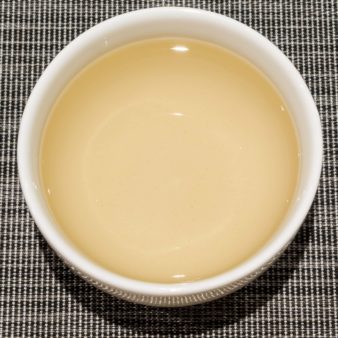 Taiwan Nantou Bao Zhong Pouchong Oolong Tea