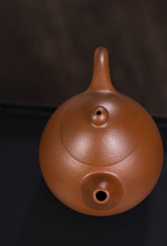 Dragon Egg Yixing Teapot (Zhao Zhuang Zhuni)