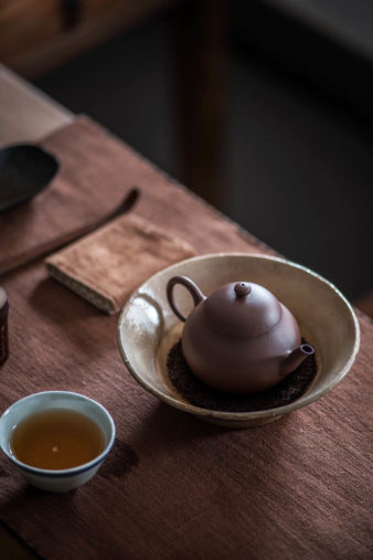 Li Xing Pear Zini Yixing Tea Pot