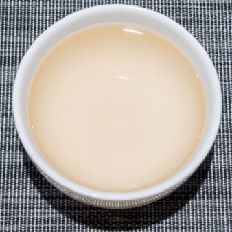 China Guangxi Xue Ya Snow Bud White Tea