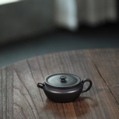 Dicaoqing Zini Yixing Teapot 120ml - Ju Lun 巨轮