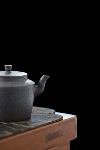Qinghui Duanni Yixing Teapot 150ml - Palace Lantern 宫灯 - Image 7