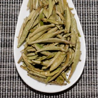China Fujian Province Yin Zhen Supreme Silver Needle White Tea