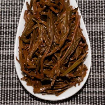 China Yunnan Province Dian Hong Ming Feng Shan Gu Shu Old Tree Black Tea