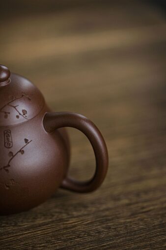 Lao Zini Yixing Teapot 170ml - Wen Dan 文旦