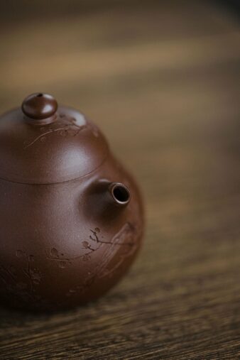 Lao Zini Yixing Teapot 170ml - Wen Dan 文旦