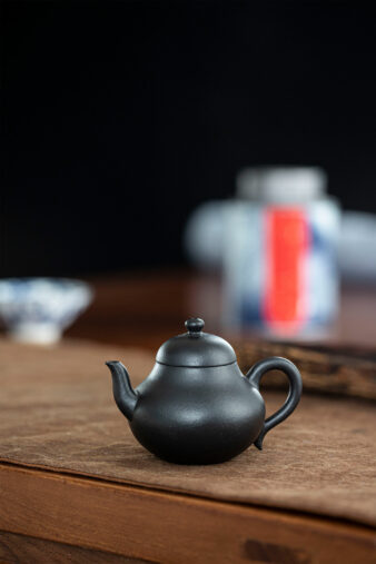 Zhaozhuang Zhuni Yixing Teapot 100ml - Si Ting 思亭